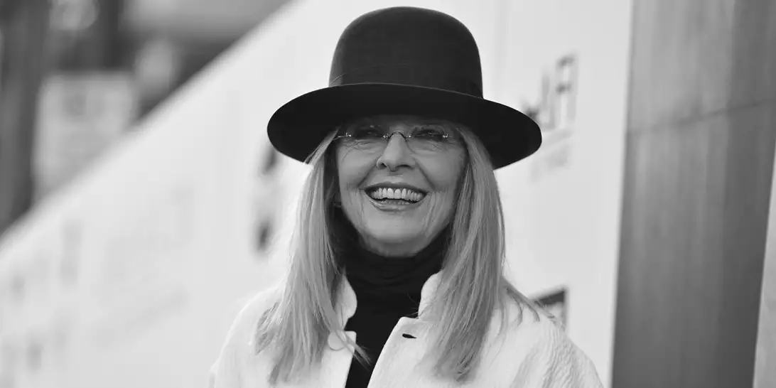 Η Diane Keaton και οι πιο εμβληματικές εμφανίσεις της στο κόκκινο χαλί