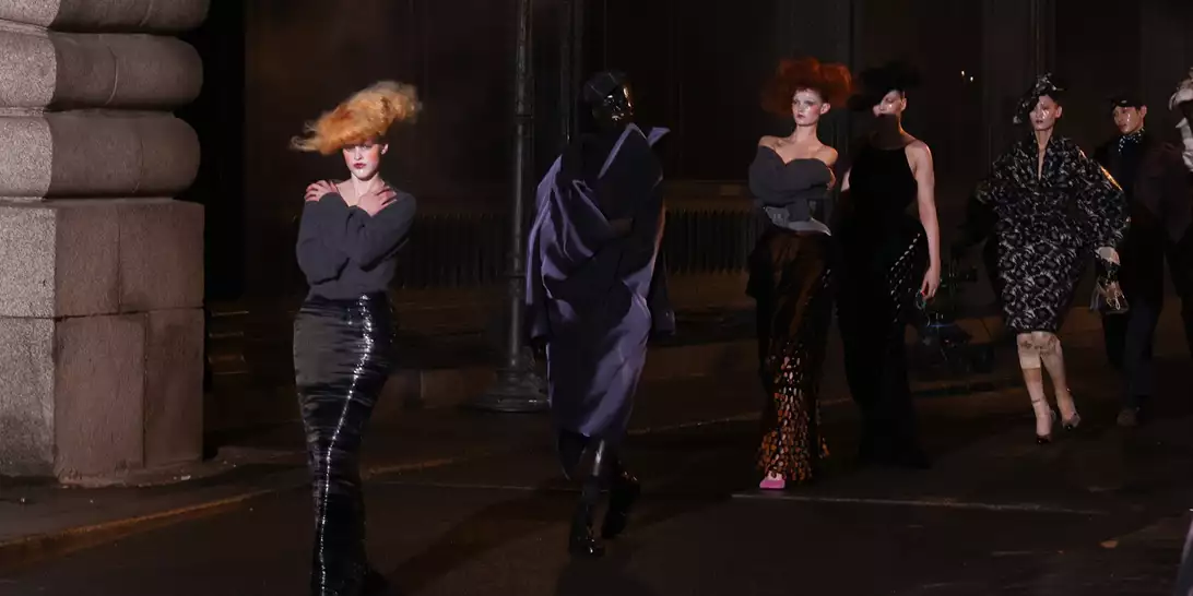 Γιατί όλοι μιλούν (ξανά) για τον John Galliano