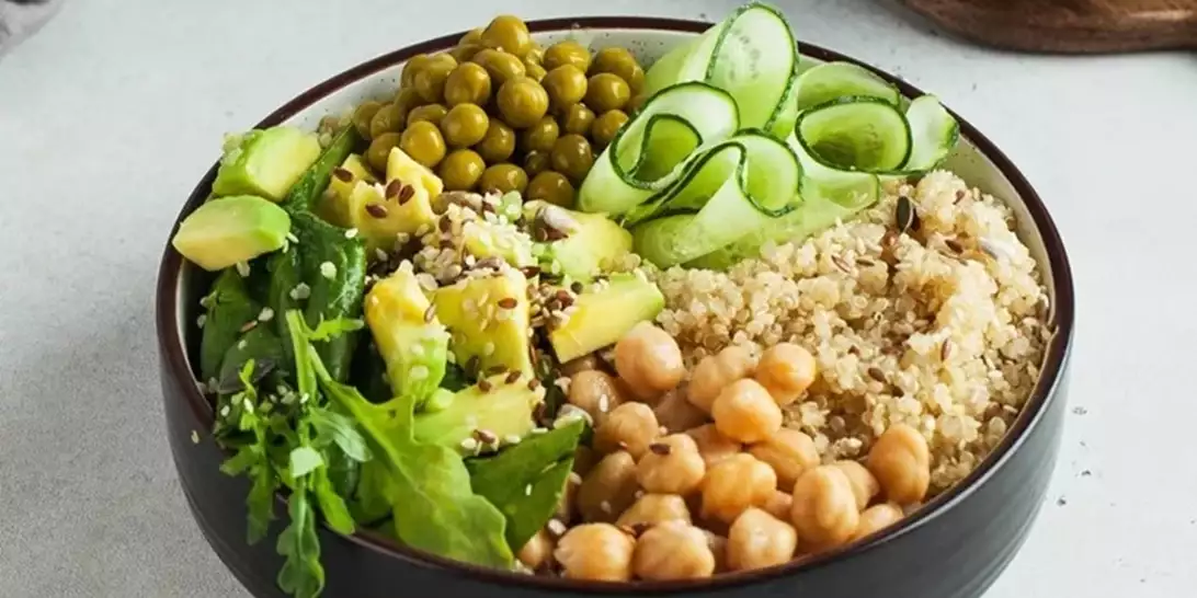 Καλοκαιρινή διατροφή με όσπρια | Γιατί δεν πρέπει να λείπουν από το καθημερινό μενού σας αυτή την εποχή;