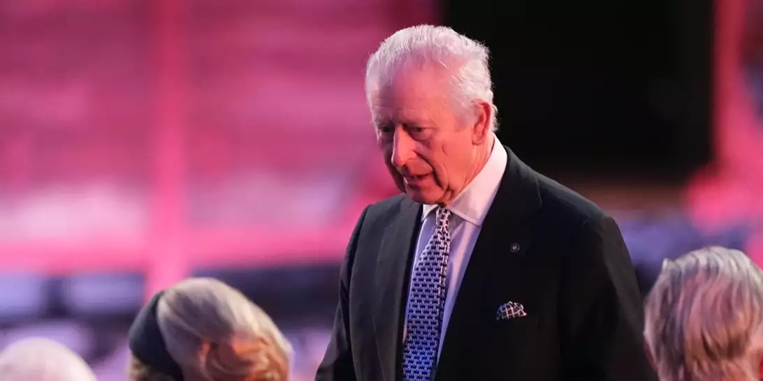 Βασιλιάς Κάρολος | Έγινε ο πρώτος αρχηγός βρετανικού κράτους που επισκέφθηκε το Άουσβιτς