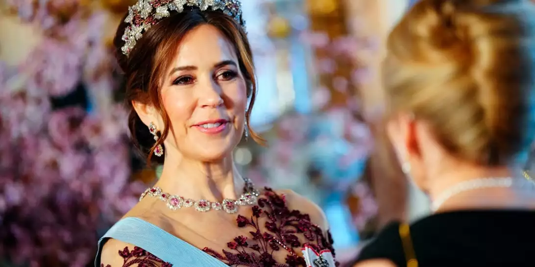 Βασίλισσα Mary | Η βασιλική πρωτιά που σημείωσε