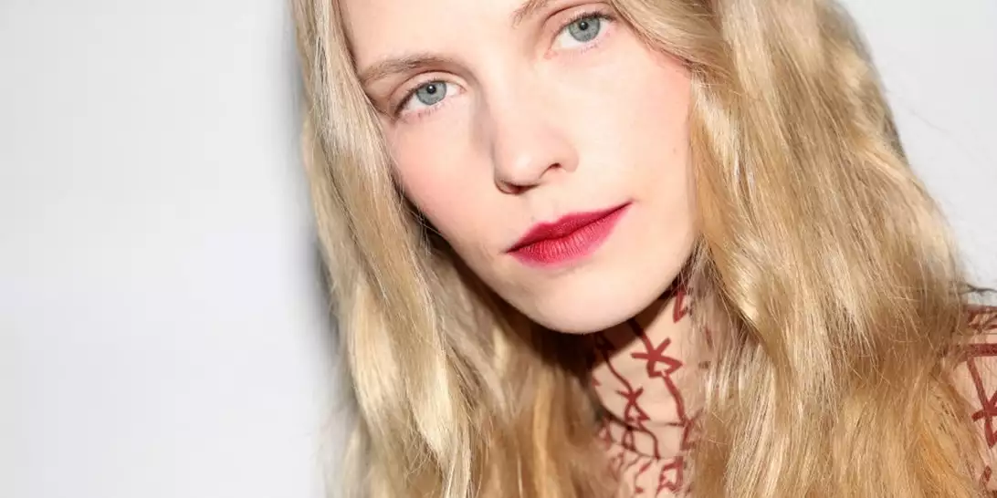 5+1 νέα foundations που μοιάζουν με δεύτερο δέρμα