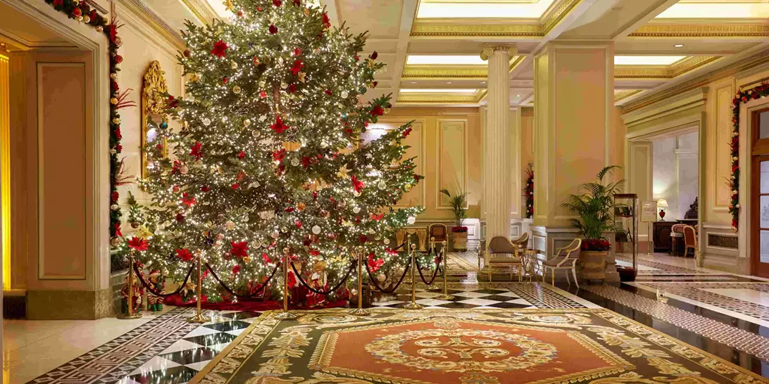 Afternoon tea | 5 ξενοδοχεία της Αθήνας ανάγουν το απογευματινό τσάι σε γιορτινή ιεροτελεστία