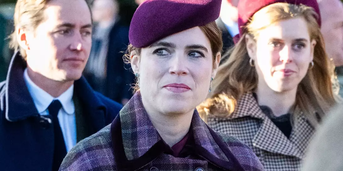 Πριγκίπισσες Βεατρίτη και Ευγενία | Στη λειτουργία στο Sandringham παρά το σκάνδαλο με τους γονείς του