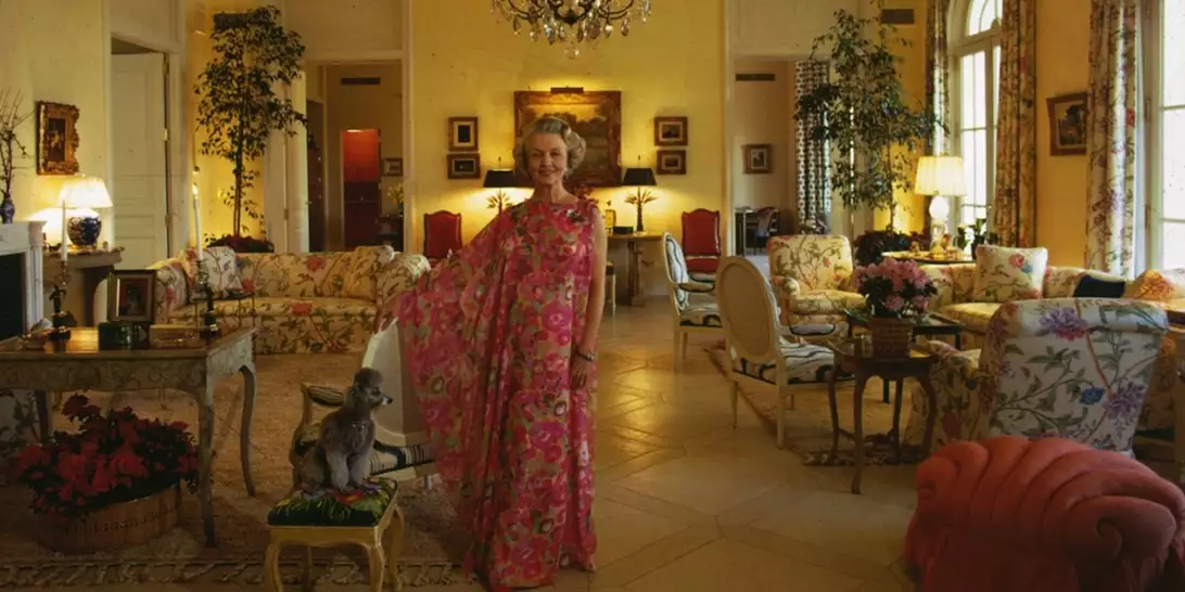 Ποια είναι η vintage καρέκλα "φρύνος" που επιστρέφει στη μόδα το 2026;