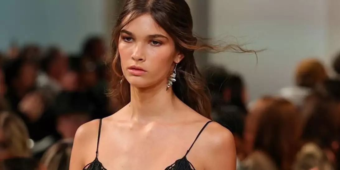 Sunkissed Vibes | Ο πιο σωστός τρόπος για να αποκτήσετε το απόλυτο bronzed look