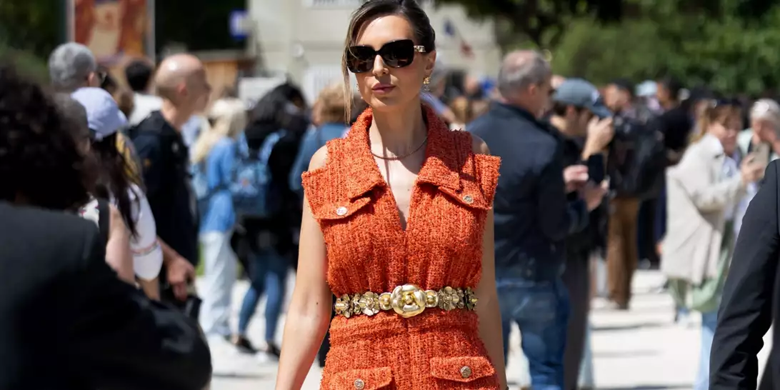 Color Sensation | 6 καλοκαιρινά looks με χρώμα για γυναίκες άνω των 50