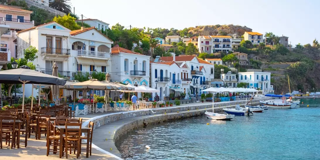 "Αυτή είναι η τροφή που τρώνε κάθε μέρα": Οι Γάλλοι ανακάλυψαν το μυστικό της μακροζωίας των κατοίκων της Ικαρίας