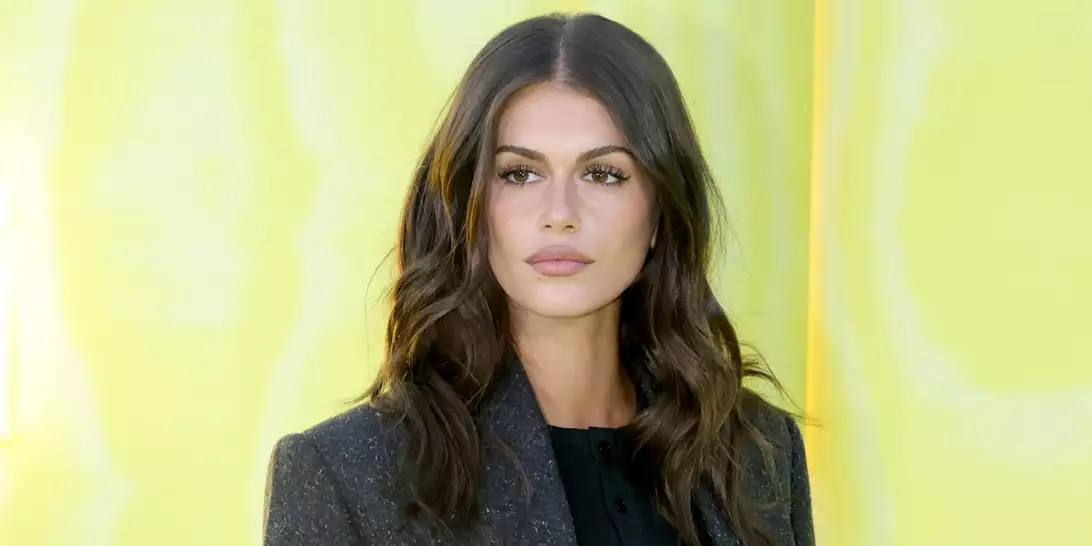 Kaia Gerber | Το make-up hack της για ένα απλό sunkissed μακιγιάζ είναι ιδανικό για το καλοκαίρι