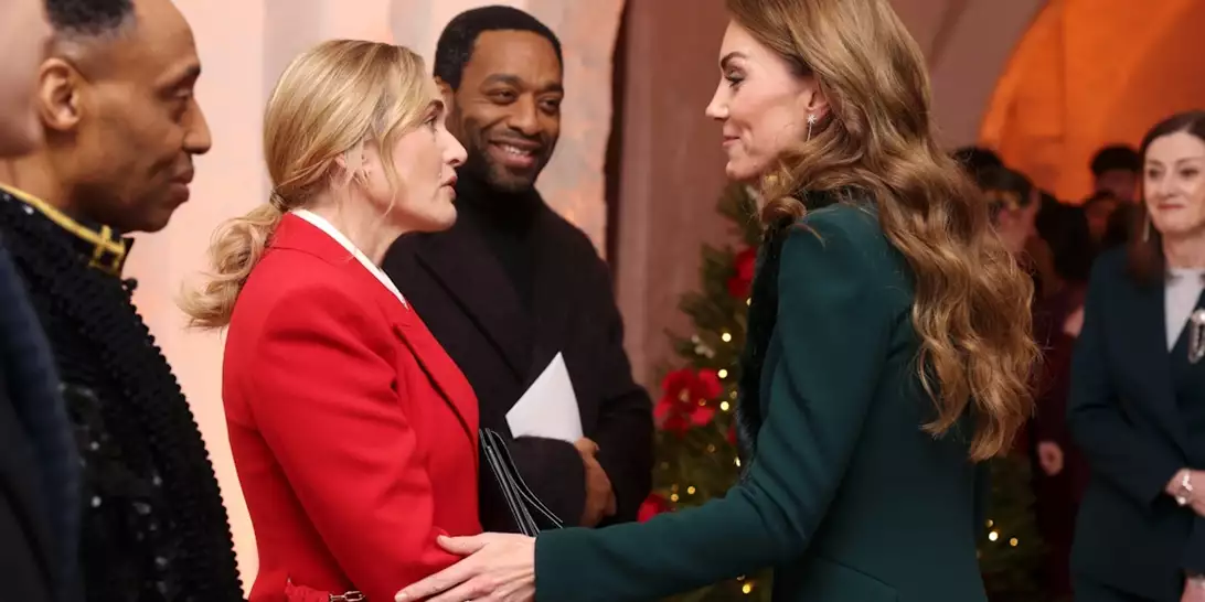 Η Kate Winslet σε εμφάνιση - έκπληξη στο Λονδίνο δίπλα στον γιο της