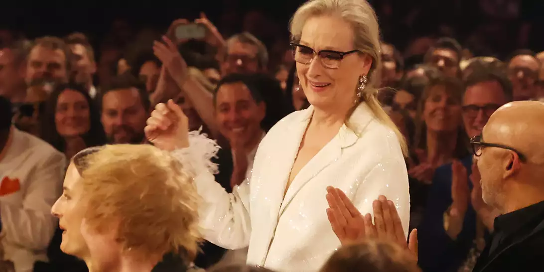 Meryl Streep | Η αργοπορημένη είσοδος στα Grammys 2024 δεν πέρασε απαρατήρητη