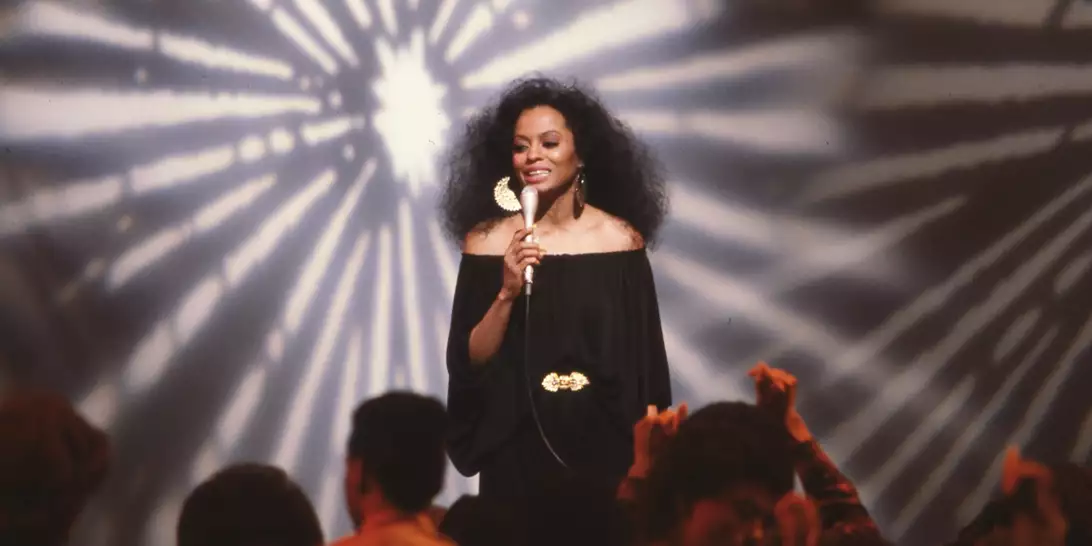 H Diana Ross είναι το πρόσωπο της νέας καμπάνιας Saint Laurent