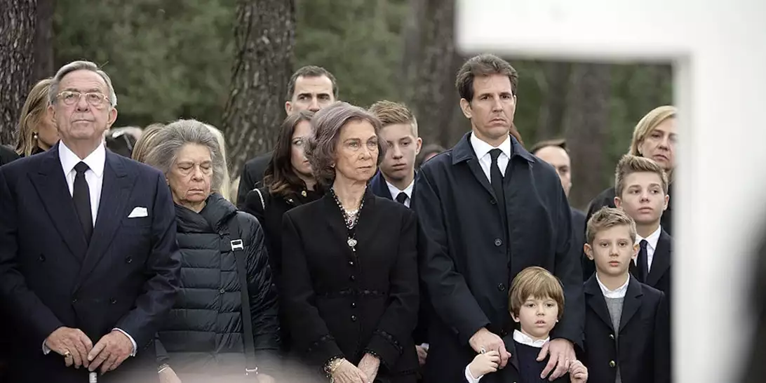 "Να επιστέψω στο Τατόι": Η τελευταία επιθυμία της Ειρήνης, την οποία η αδελφή της, βασίλισσα Σοφία θα εκπληρώσει κατά γράμμα