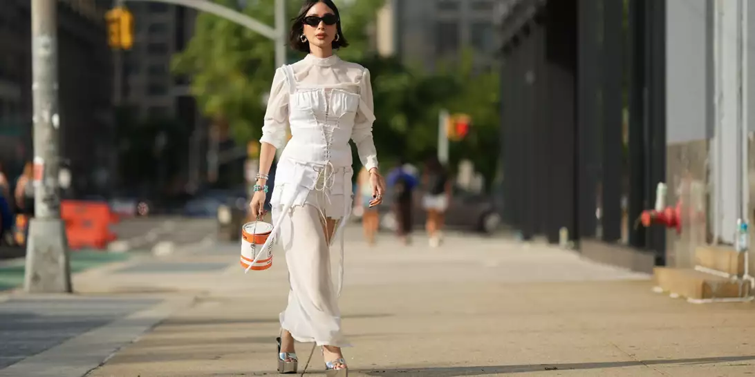 Τα κομψά platform shoes που θα αναβαθμίσουν τα καλοκαιρινά outfits