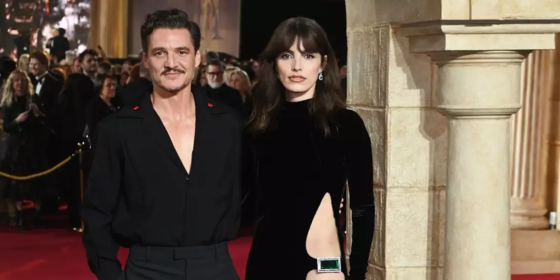 Η αδελφή του Pedro, Lux Pascal έκανε το ντεμπούτο της στην Εβδομάδα Μόδας του Παρισιού