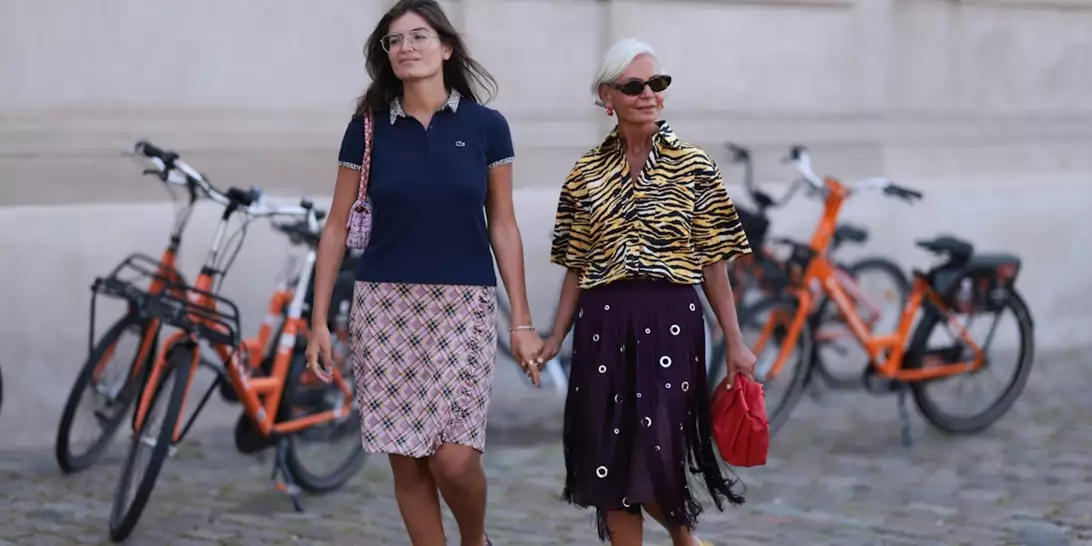 Επίπεδη κοιλιά μετά τα 50 | Η "αναζωογονητική" δραστηριότητα που σας βοηθά να κάψετε έως και 600 θερμίδες σε 60'