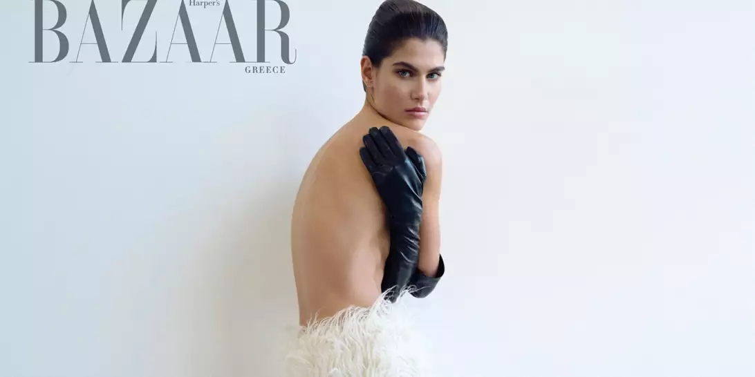 Η Ανθή Φακιδάρη φωτογραφίζεται αποκλειστικά για το Harper's Bazaar Greece