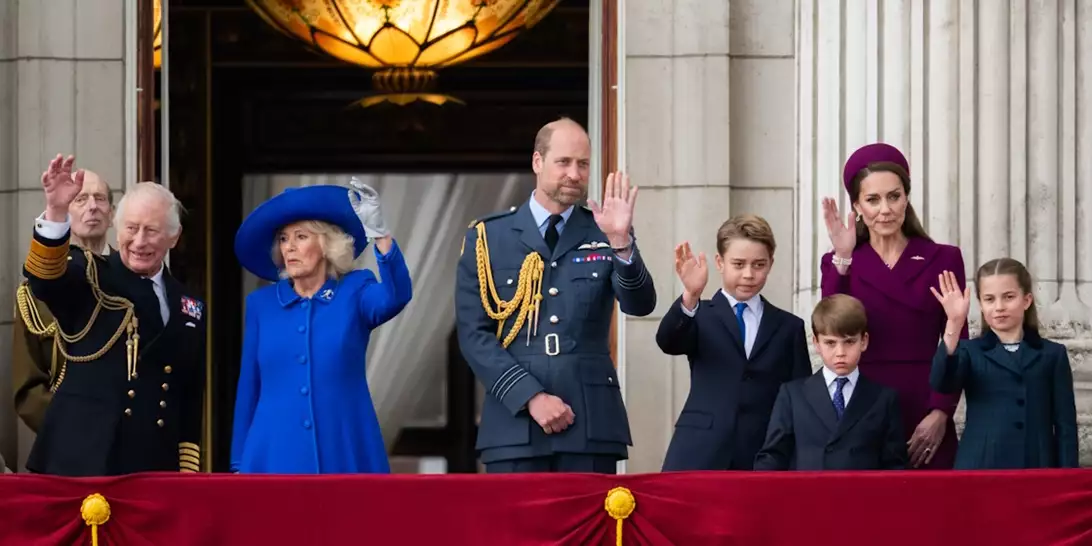 Ο οδυνηρός συμβολισμός πίσω από τις καρφίτσες της Kate Middleton και της βασίλισσας Καμίλα