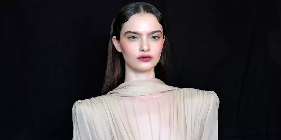 Reverse Aging | 5 θαυματουργές κινήσεις που μειώνουν τις ρυτίδες στα μάτια σας και γυρνούν τον χρόνο πίσω