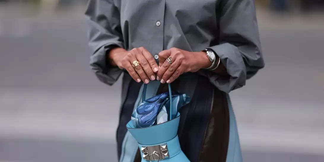 7 ιδέες για το μανικιούρ του χειμώνα από τις πιο κομψές γυναίκες άνω των 50