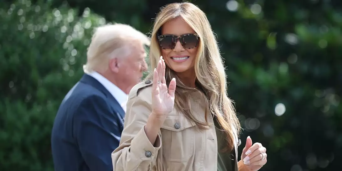 Η σημασία των βραχιολιών φιλίας της Melania Trump