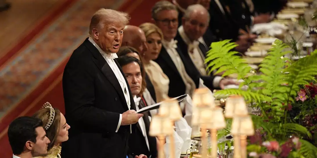 Η αινιγματική κριτική του Donald Trump για το μενού στο δείπνο του Windsor