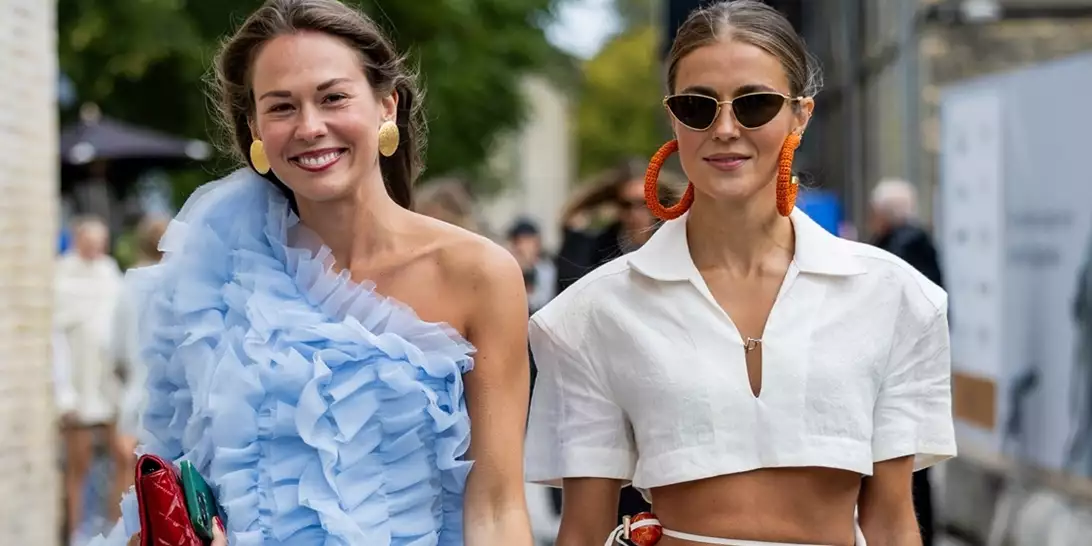 Η απλή skincare κίνηση που θα σας κάνει να δείχνετε νεότερη από τις συνομήλικές σας