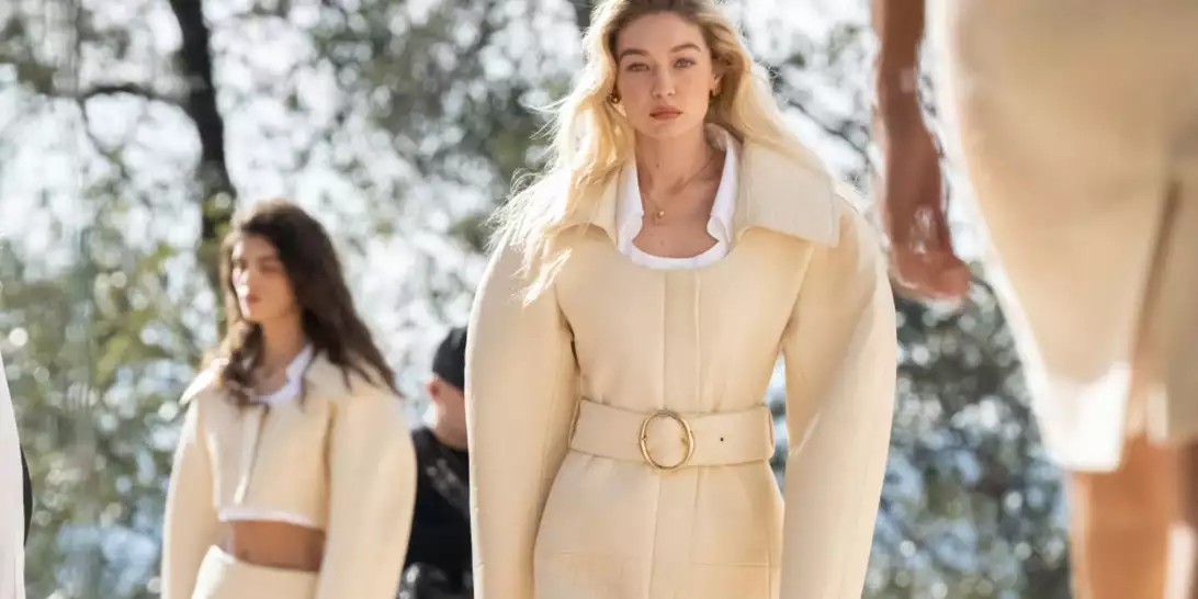 Jacquemus | Η ποιητική γεωμετρία της "Les Sculptures"