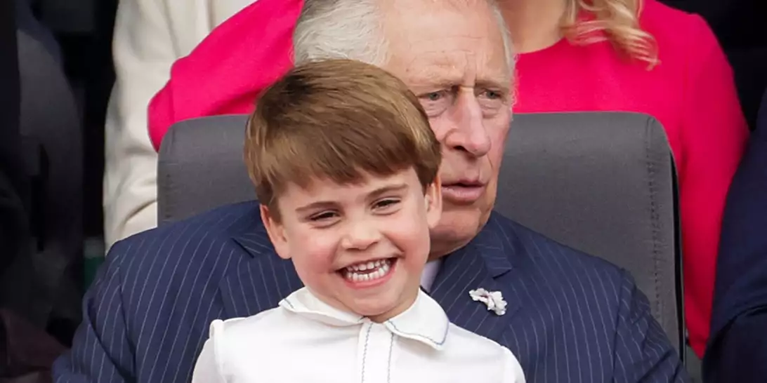 "Δεν θέλω τα εγγόνια μου να με κατηγορούν": Τι φοβάται ο βασιλιάς Κάρολος;