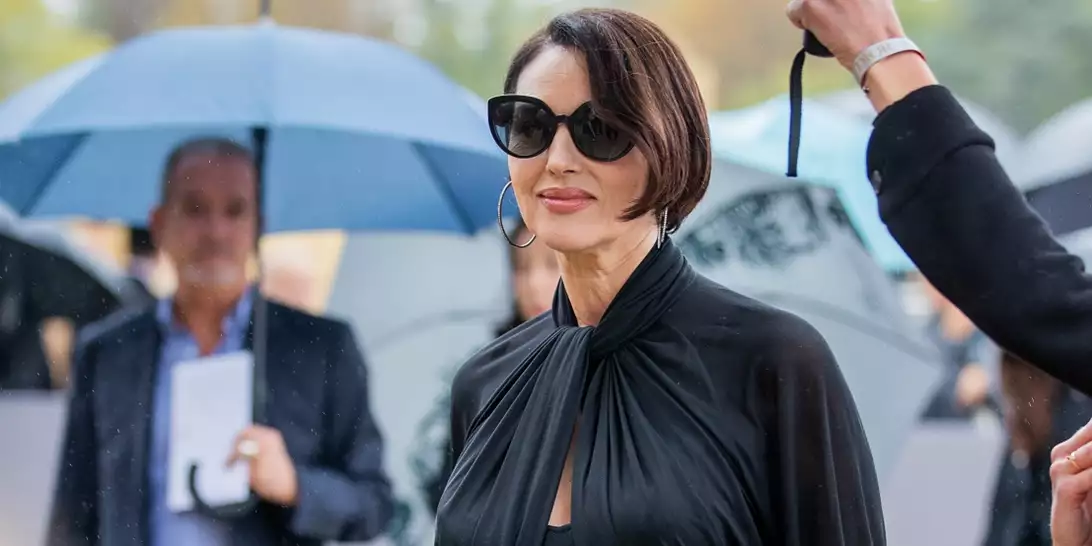 Τα κοντά κουρέματα που κολακεύουν κάθε 50something γυναίκα