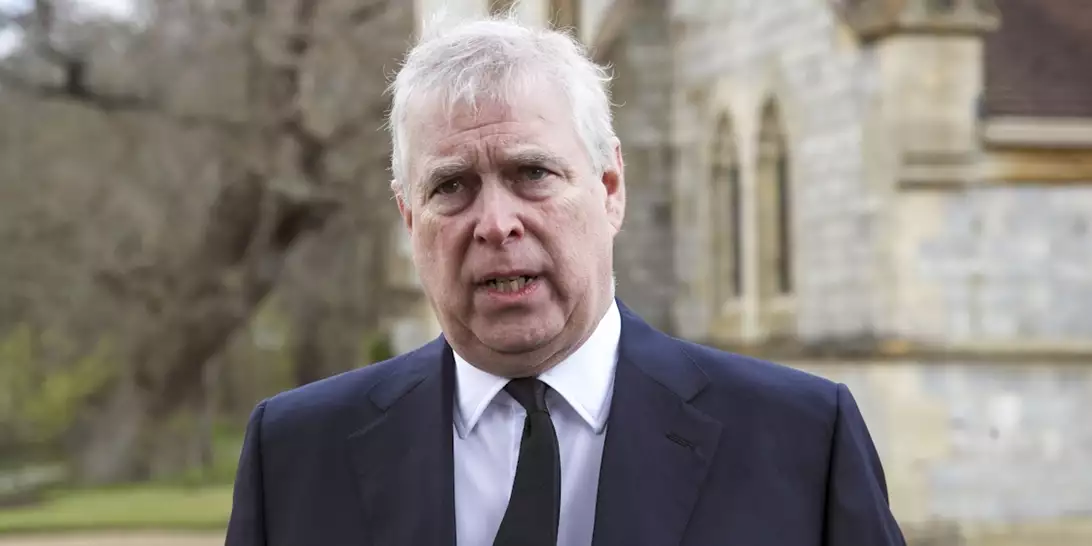 Andrew | Το μοναδικό προνόμιο που του έχει απομείνει μετά την αφαίρεση όλων των τίτλων του