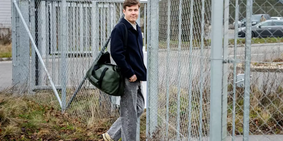 Ο πρίγκιπας Christian της Δανίας κατετάγη στον στρατό | Οι πρώτες φωτογραφίες