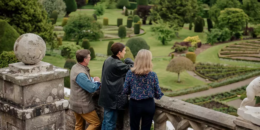 Dior in Scotland | Στο νέο του ντοκιμαντέρ, ο οίκος Dior μάς ταξιδεύει στα παρασκήνια της συλλογής Cruise 25