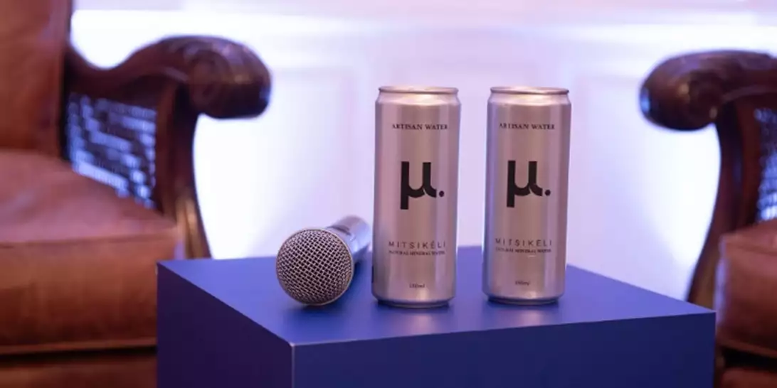 μ. Artisan Water | Tο πρώτο ελληνικό νερό σε 100% ανακυκλώσιμη συσκευασία