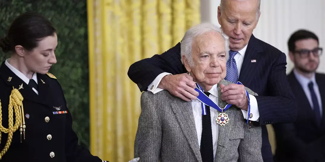 Raplh Lauren | Η ιστορική τιμητική διάκριση που έλαβε από τον Joe Biden