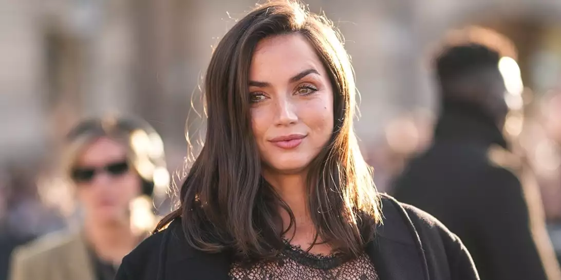 Αυτό το chic κούρεμα δείχνει τέλειο ακόμα και χωρίς καθόλου styling