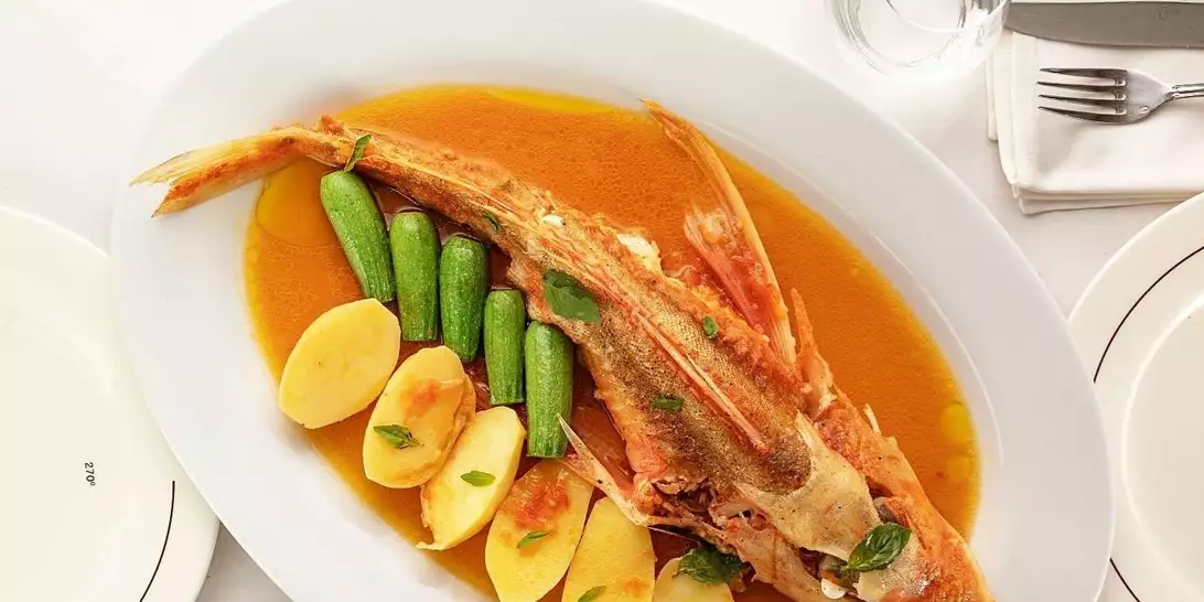 Aυτά τα εστιατόρια σερβίρουν τη νοστιμότερη ελληνική κουζίνα στην Αθήνα