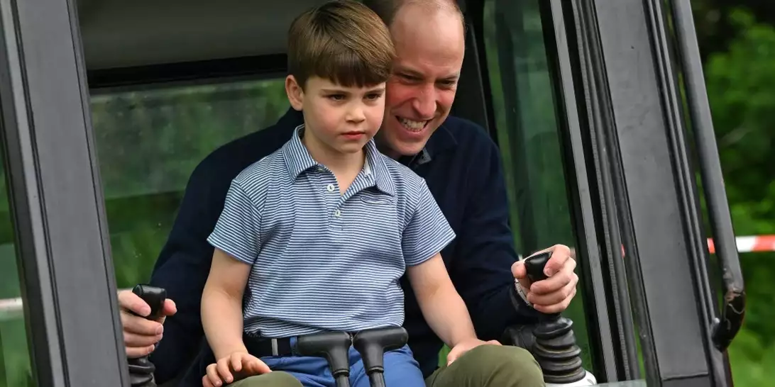 Ο πρίγκιπας William χρειάζεται ωτοασπίδες για το νέο χόμπι του Louis