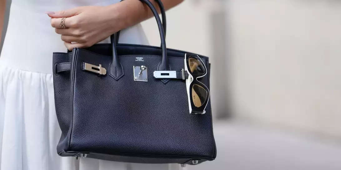 Peach Bellini Mani | Το μανικιούρ που θα λατρέψετε το καλοκαίρι αντλεί έμπνευση από το αγαπημένο δροσερό cocktail