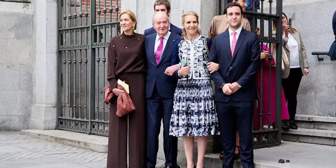 Βασίλισσα Σοφία | Ο εγγονός της, Felipe de Marichalar περνά υπέροχα με τον παππού του Χουάν Κάρλος στο Άμπου Ντάμπι