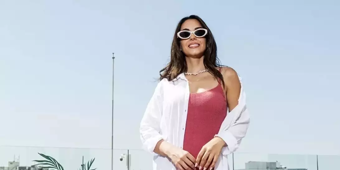 What's in my bag | Το καλοκαιρινό beauty must-have που χρειάζονται τα μαλλιά σας αυτή την περίοδο