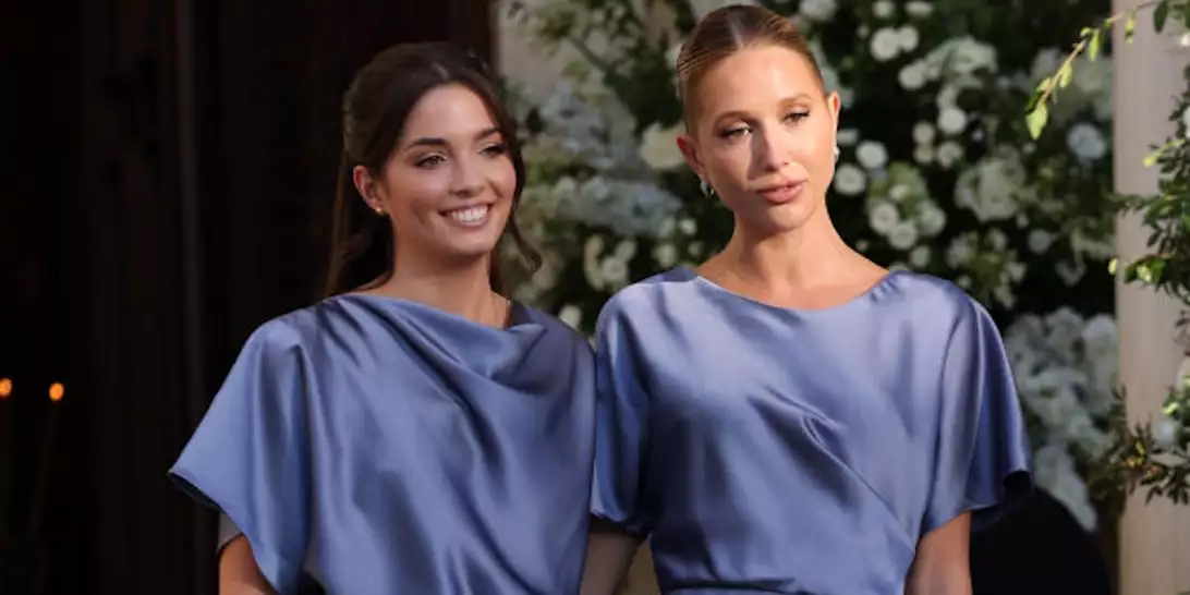 Arrieta Morales | Η στενή φιλία με την ξαδέλφη της, Μαρία Ολυμπία Ντε Γκρες και οι διακοπές στο Πόρτο Χέλι, το αγαπημένο μέρος του παππού της, Κωνσταντίνου