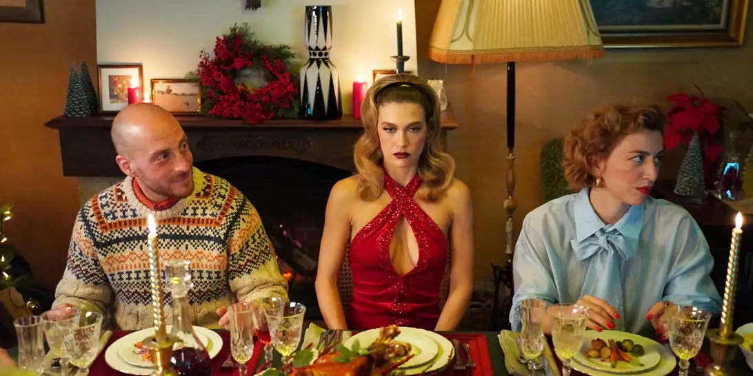 Η Vassia Kostara παρουσιάζει το A Not So Silent Night