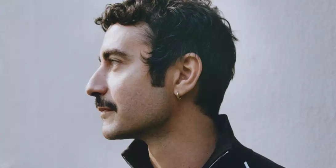 Ήταν τόσο σύντομο! Το παρασκήνιο της αποχώρησης του Dario Vitale από τον Versace