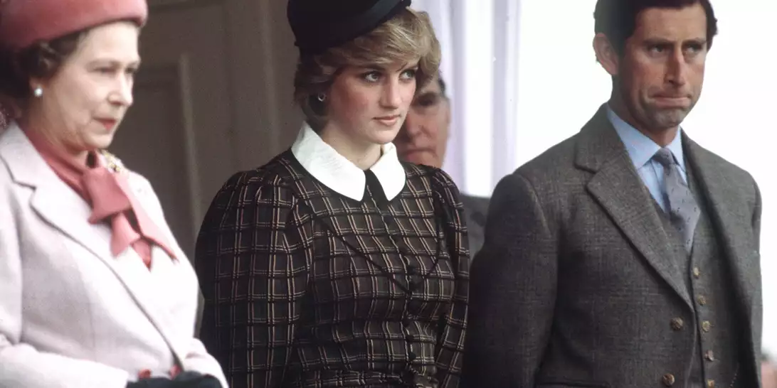 Πριγκίπισσα Diana | Όταν ζήτησε να κάνουν παρατήρηση στη βασίλισσα Ελισάβετ σε δείπνο στο Παλάτι