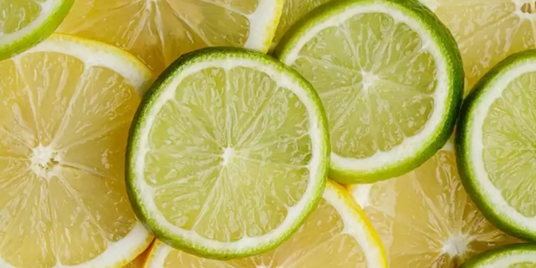 Οι τροφές που βοηθούν το σώμα να παράγει κολλαγόνο