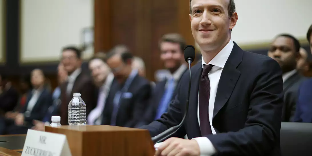 Mark Zuckerberg | Η σπάνια εμφάνιση με την σύζυγό του με matchy matchy σύνολα