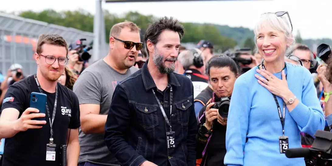 Keanu Reeves - Alexandra Grant | Μία πραγματικά σπάνια κοινή εμφάνιση σε έναν απροσδόκητο προορισμό