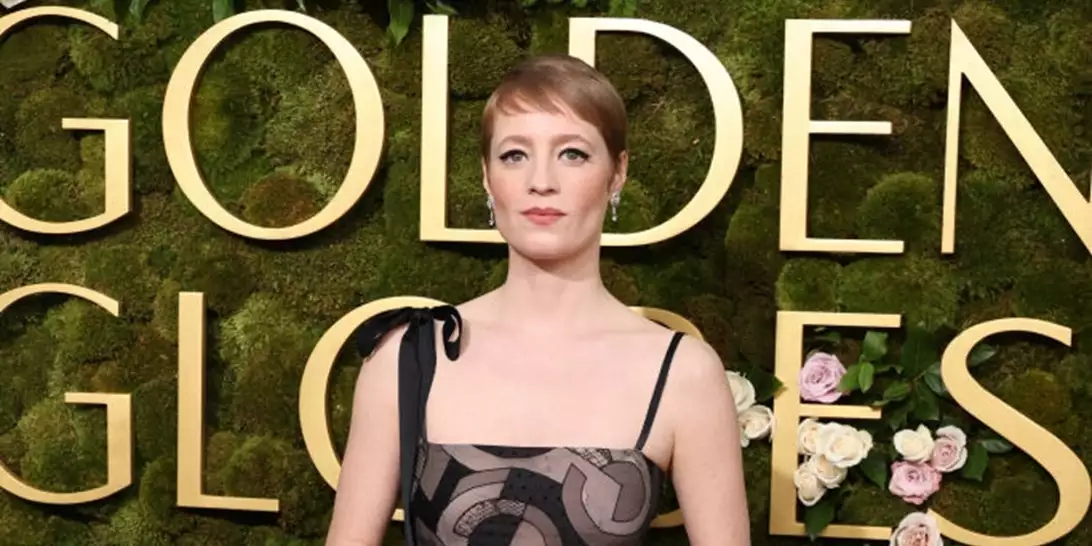 Leonie Benesch | H ηθοποιός που έκανε την πιο ασφαλή στιλιστική επιλογή στις Χρυσές Σφαίρες