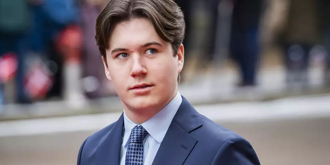 "Αντιβαίνει στην πολιτική της βασιλικής οικογένειας" | Για ποιον λόγο δέχεται έντονη κριτική ο γιος του βασιλιά Frederik και της Mary της Δανίας;